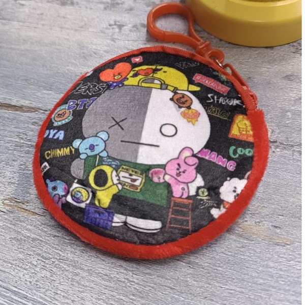 BT21 bozuk para çantası